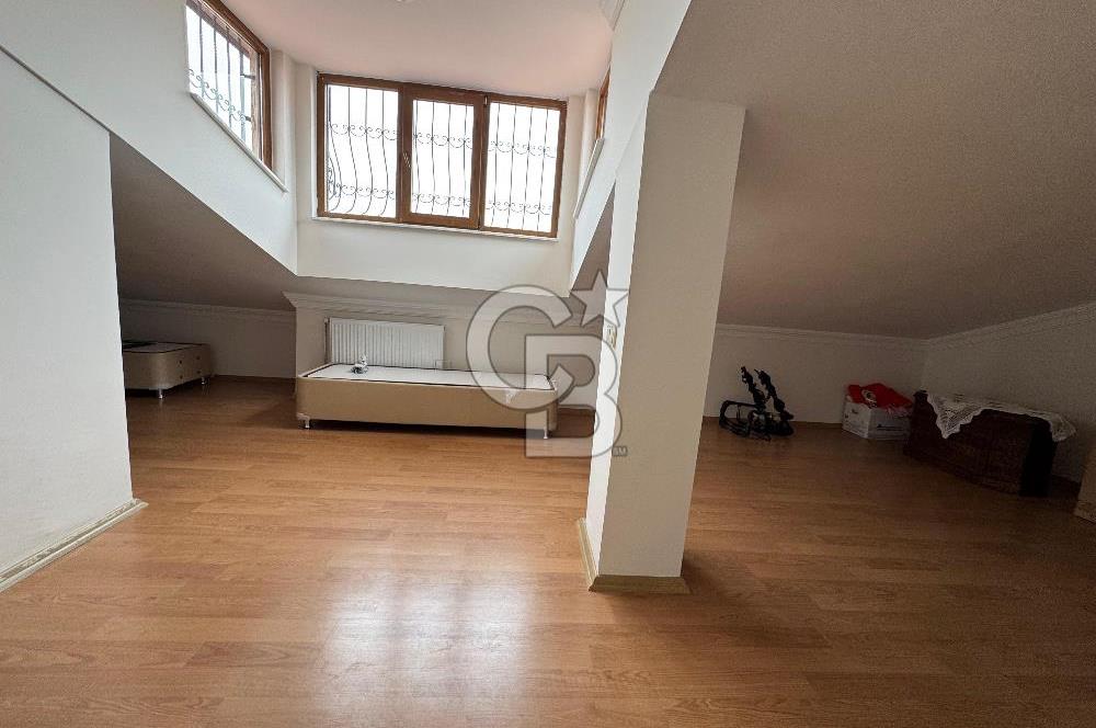 2.5 DÖNÜM ÜZERİNE YAPILI 440M2 İSKANLI DOĞALGAZLI SATILIK VİLLA