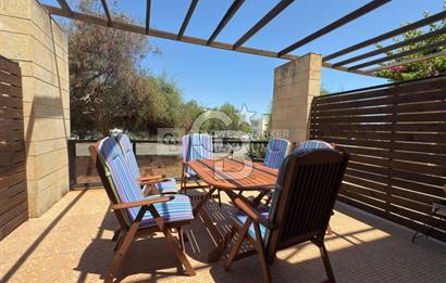 Girne Esentepe'de Yenilenmiş, Yatırıma Uygun Satılık  2+1 Daire   