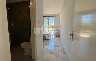 Girne Esentepe'de Yenilenmiş, Yatırıma Uygun Satılık  2+1 Daire   