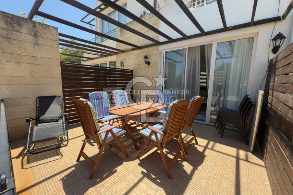 Girne Esentepe'de Yenilenmiş, Yatırıma Uygun Satılık  2+1 Daire   