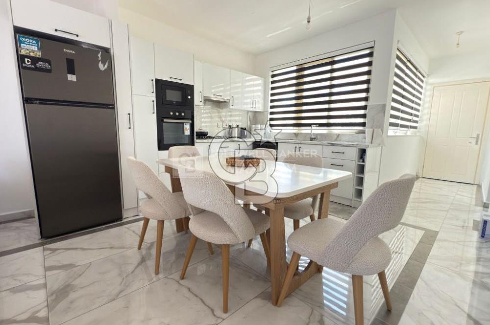 Girne Esentepe'de Yenilenmiş, Yatırıma Uygun Satılık  2+1 Daire   