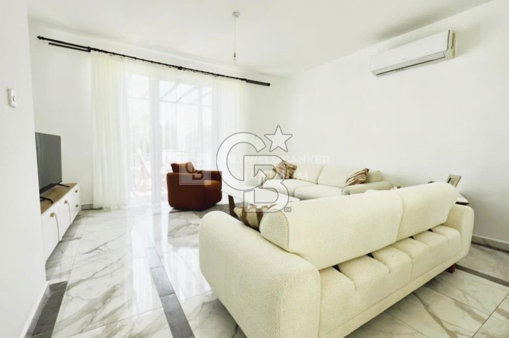 Girne Esentepe'de Yenilenmiş, Yatırıma Uygun Satılık  2+1 Daire   