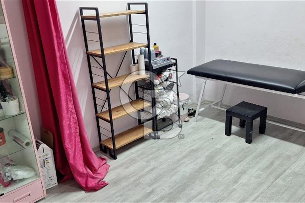 DEVREN KİRALIK BAYAN KUAFÖR VE GÜZELLİK MERKEZİ HAZIR MÜŞTERİLİ