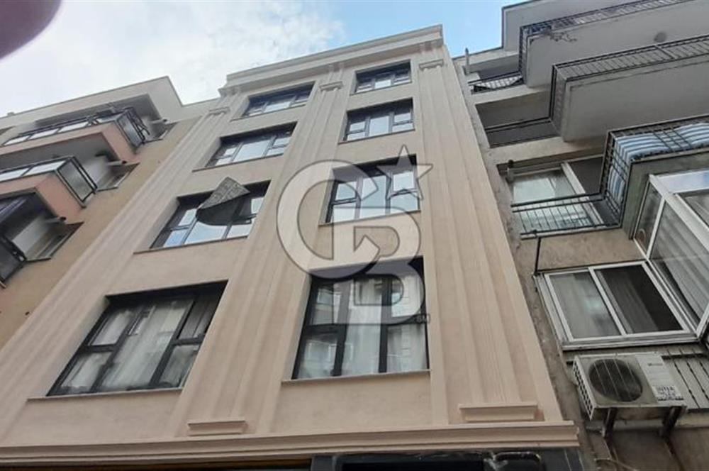 KARŞIYAKA MERKEZDE 1+1 SIFIR BİNADA FULL KİRALIK DAİRE 