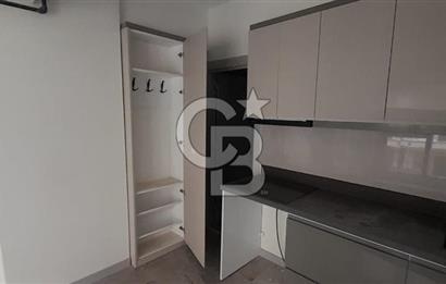 KARŞIYAKA MERKEZDE 1+1 SIFIR BİNADA FULL KİRALIK DAİRE 