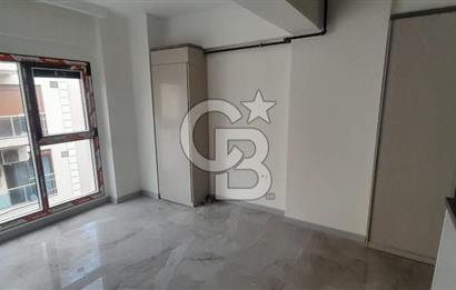 KARŞIYAKA MERKEZDE 1+1 SIFIR BİNADA FULL KİRALIK DAİRE 