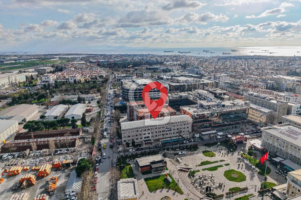 Küçükçekmece’de Prestijli Lokasyonda | 700 m² Kiralık Ofis / İşyeri
