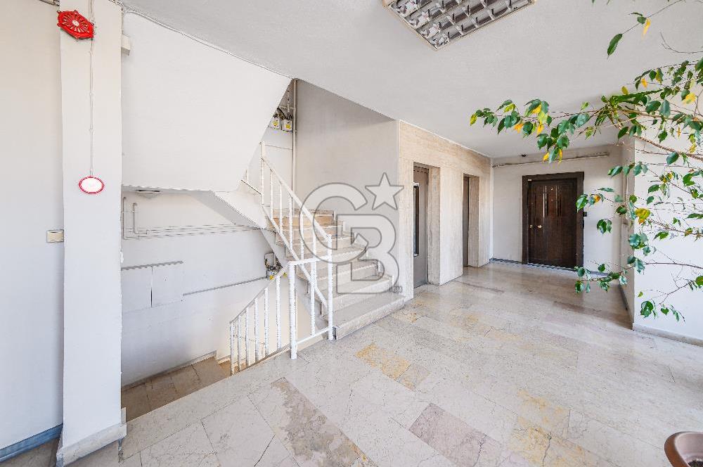 Küçükçekmece’de Prestijli Lokasyonda | 700 m² Kiralık Ofis / İşyeri