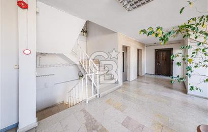 Küçükçekmece’de Prestijli Lokasyonda | 700 m² Kiralık Ofis / İşyeri