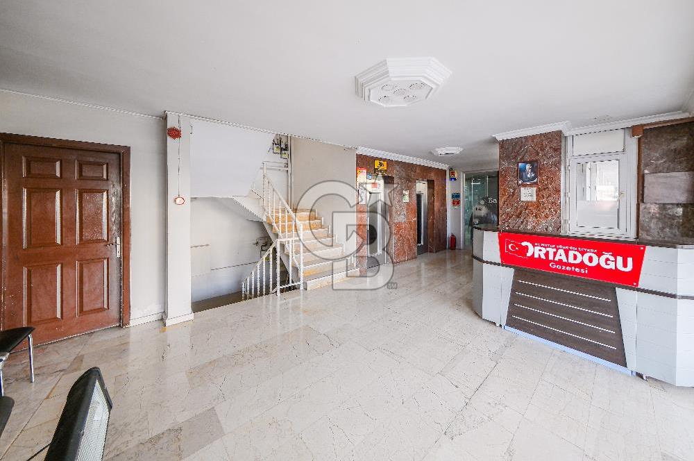 Küçükçekmece’de Prestijli Lokasyonda | 700 m² Kiralık Ofis / İşyeri