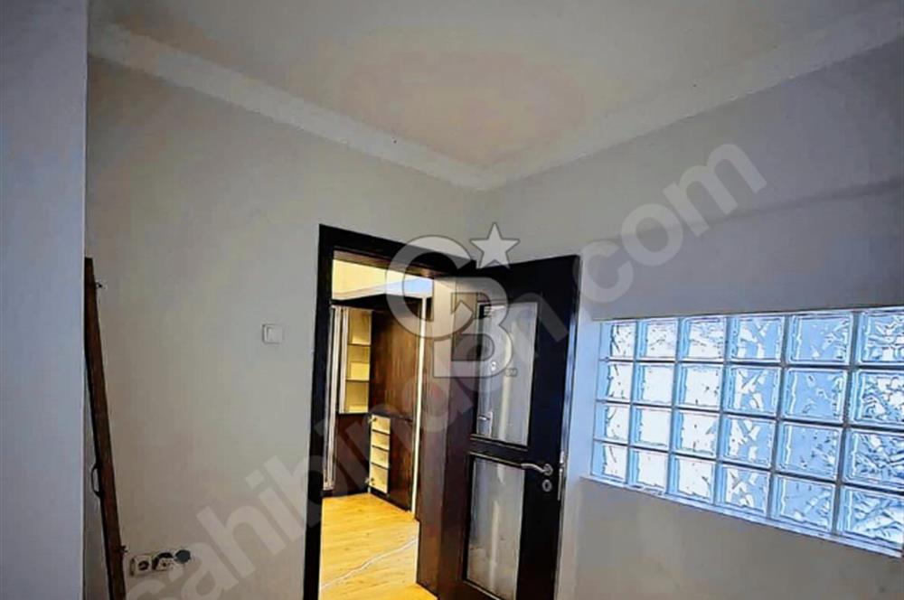 Poligon İnönü Caddesi Üzerinde Satılık 3+1 Daire