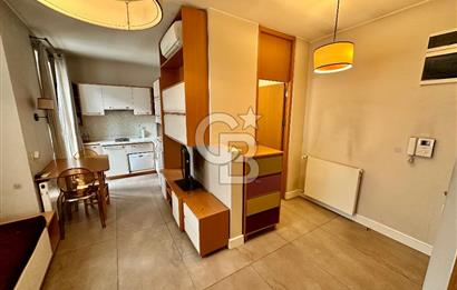 Şişhanede Tarihi Asansörlü Binada, Eşyalı, 1+1 Kiralık Daire