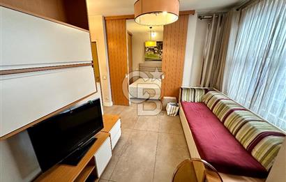 Şişhanede Tarihi Asansörlü Binada, Eşyalı, 1+1 Kiralık Daire