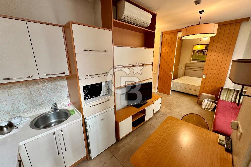 Şişhanede Tarihi Asansörlü Binada, Eşyalı, 1+1 Kiralık Daire