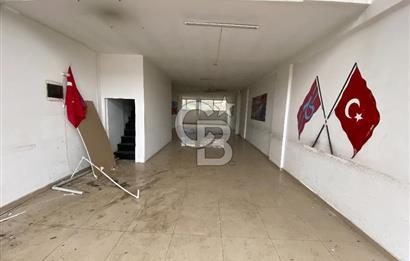 ARSİN YEŞİLYALI'DA YOLA CEPHELİ GALERİ KATLI KİRALIK DÜKKAN