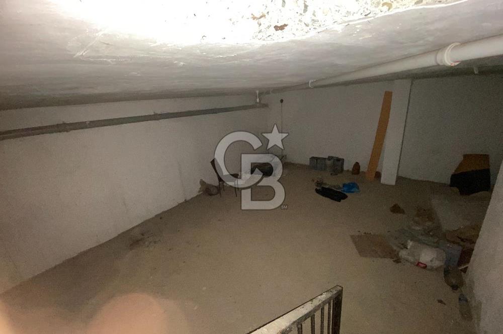 ARSİN YEŞİLYALI'DA YOLA CEPHELİ GALERİ KATLI KİRALIK DÜKKAN