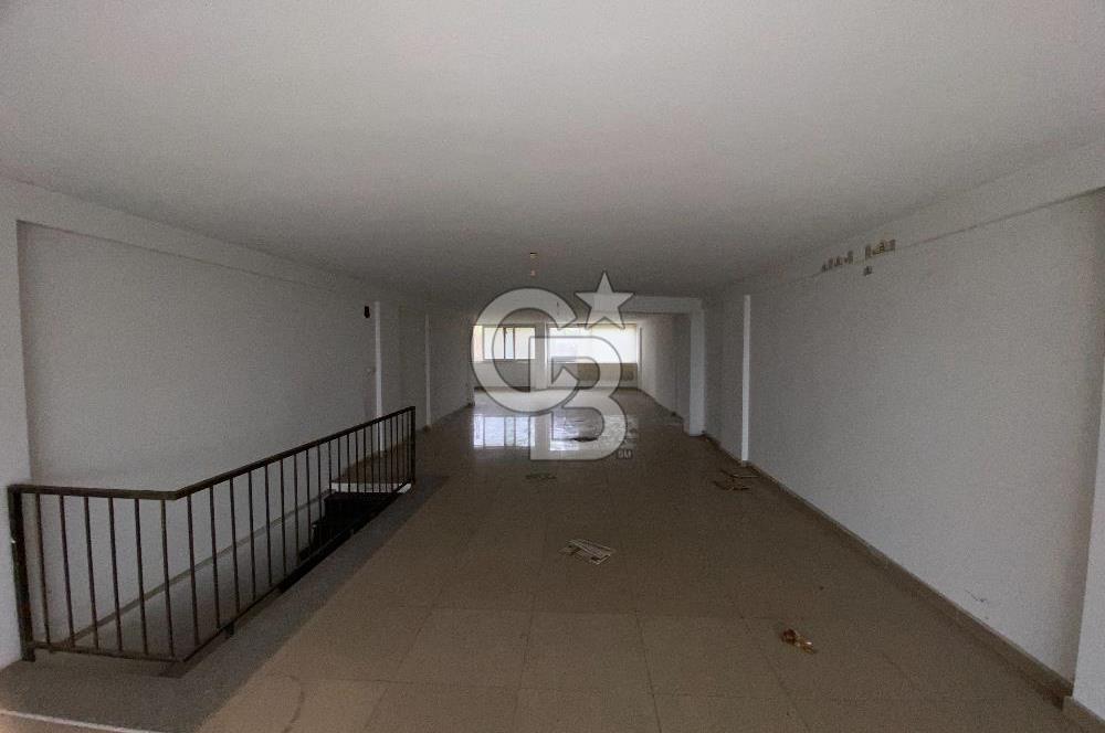 ARSİN YEŞİLYALI'DA YOLA CEPHELİ GALERİ KATLI KİRALIK DÜKKAN