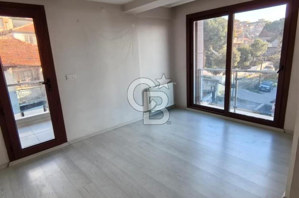 Bayraklı Emek’te Anadolu Caddesi Üzeri 3+1 | Krediye Uygun | Sahile 300 m