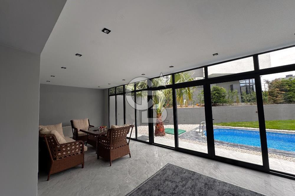 Çanakkale Güzelyalı Mandarin Terrace’da Satılık 4+1 Villa