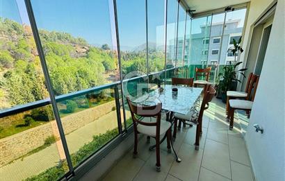 MUSELAND-KARŞIYAKA ZÜBEYDE HANIM MAH. HAVUZLU 3+1 SATILIK DAİRE