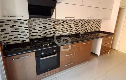 Bayraklı Emek’te Anadolu Caddesi Üzeri 3+1 | Krediye Uygun | Sahile 300 m