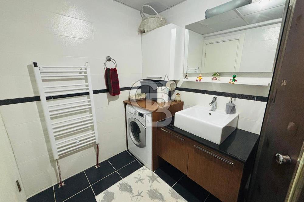 MUSELAND-KARŞIYAKA ZÜBEYDE HANIM MAH. HAVUZLU 3+1 SATILIK DAİRE