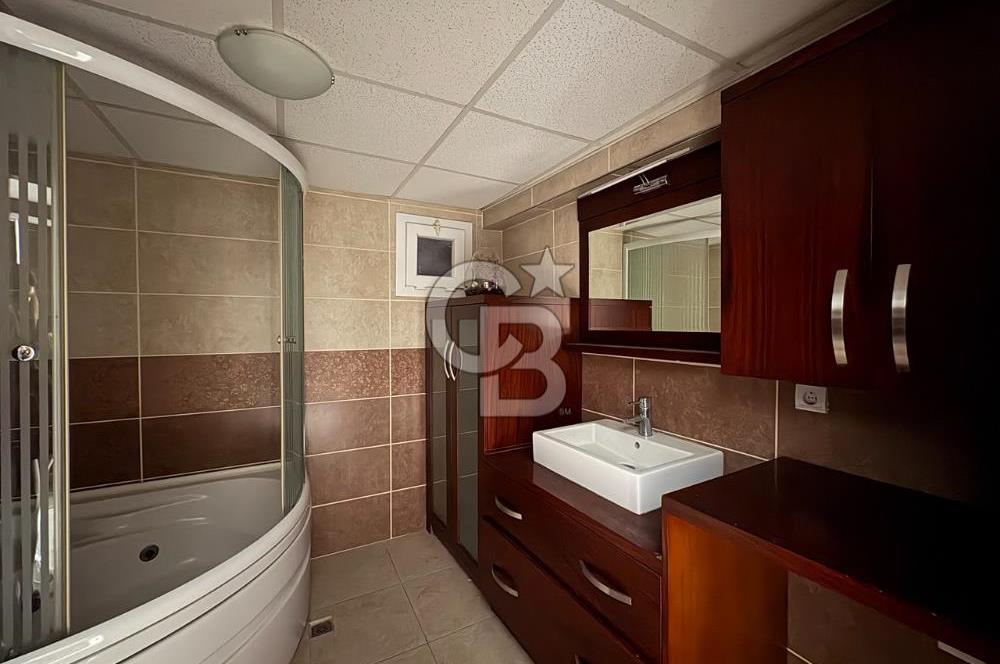 Bostanlı Tramvay Yolunda Geniş Balkonlu Kiralık 3+1 Ofis