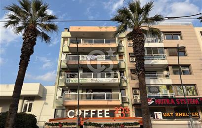 Bostanlı Tramvay Yolunda Geniş Balkonlu Kiralık 3+1 Ofis