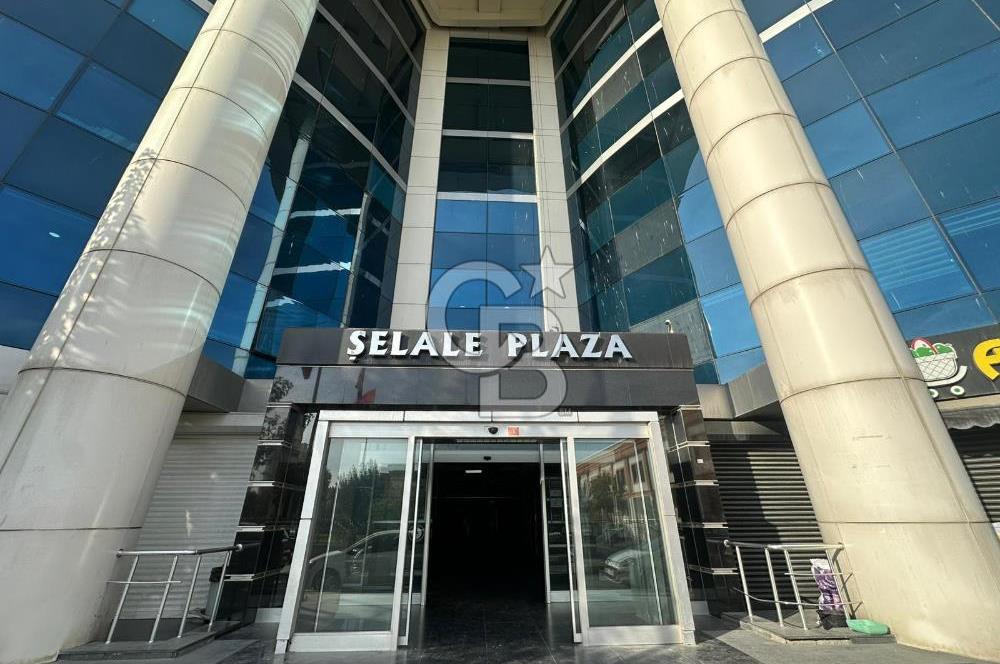 ESENYURT ŞELALE PLAZA' DA SATILIK 150 M2 (4+1) OFİS 