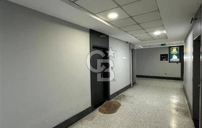 ESENYURT ŞELALE PLAZA' DA SATILIK 150 M2 (4+1) OFİS 