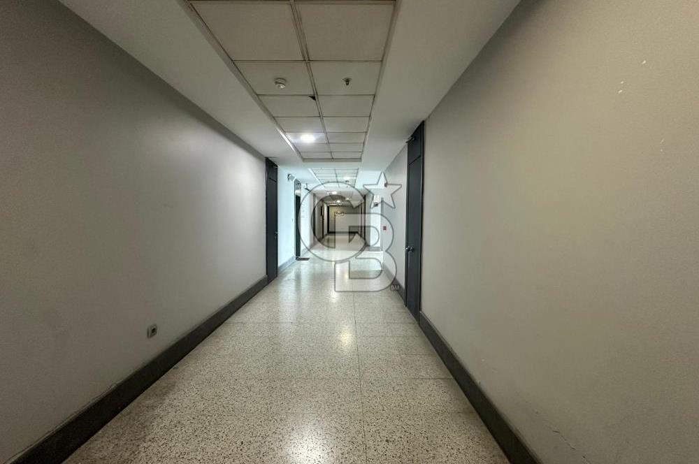 ESENYURT ŞELALE PLAZA' DA SATILIK 150 M2 (4+1) OFİS 