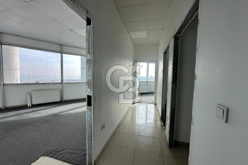 ESENYURT ŞELALE PLAZA' DA SATILIK 150 M2 (4+1) OFİS 
