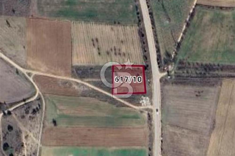 ISPARTA KEÇİBORLU KILIÇ YOLU UZERİ SATILIK TARLA