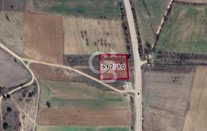 ISPARTA KEÇİBORLU KILIÇ YOLU UZERİ SATILIK TARLA