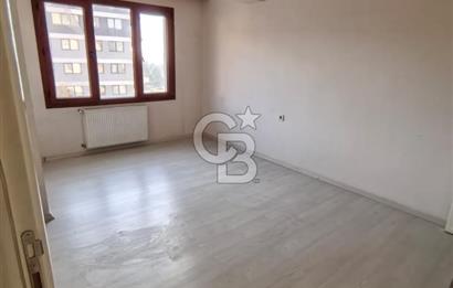 Bayraklı Emek’te Anadolu Caddesi Üzeri 3+1 | Krediye Uygun | Sahile 300 m