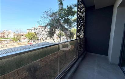 Kıbrıs Girne Liman Çarşı İçerisinde Satılık 2+1 Sıfır Daire