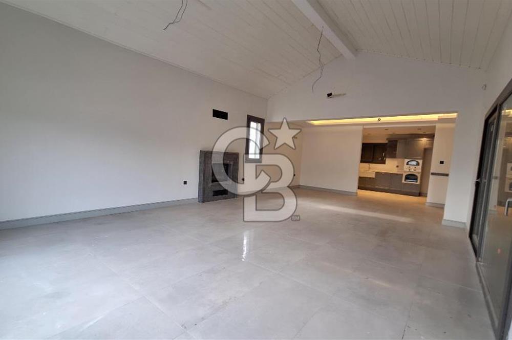 İZMİR FOÇA BAĞARASI KAZIM DİRİK SATILIK ULTRA LÜKS VİLLA 5+1