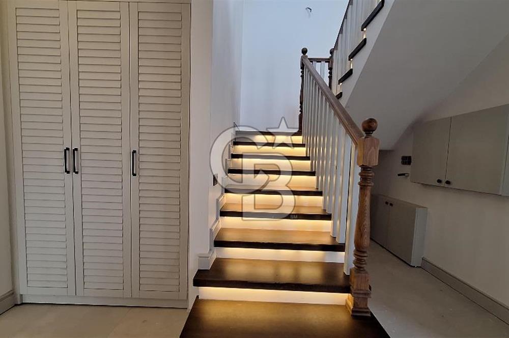 İZMİR FOÇA BAĞARASI KAZIM DİRİK SATILIK ULTRA LÜKS VİLLA 5+1