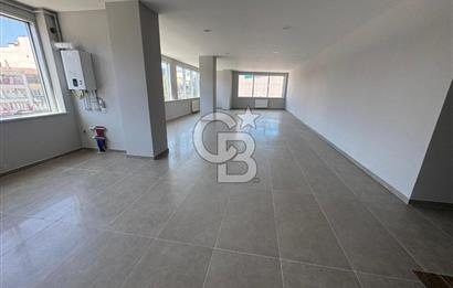 Sultanbeyli Merkezde Fatih Bulvarına Cephe Kiralık Ofisler