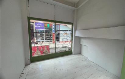 Üsküdar Merkez de Eser Çarşısı İçinde 10 m2 Boş Dükkan