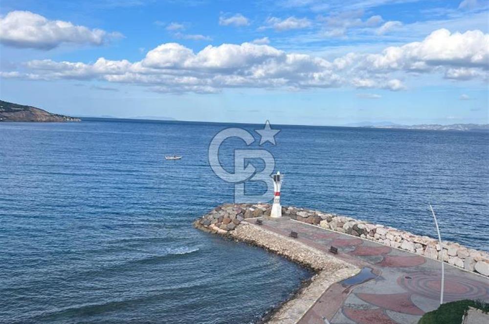 Karaburun Mordoğan Merkez'de Denize Sıfır 2+1 Daire