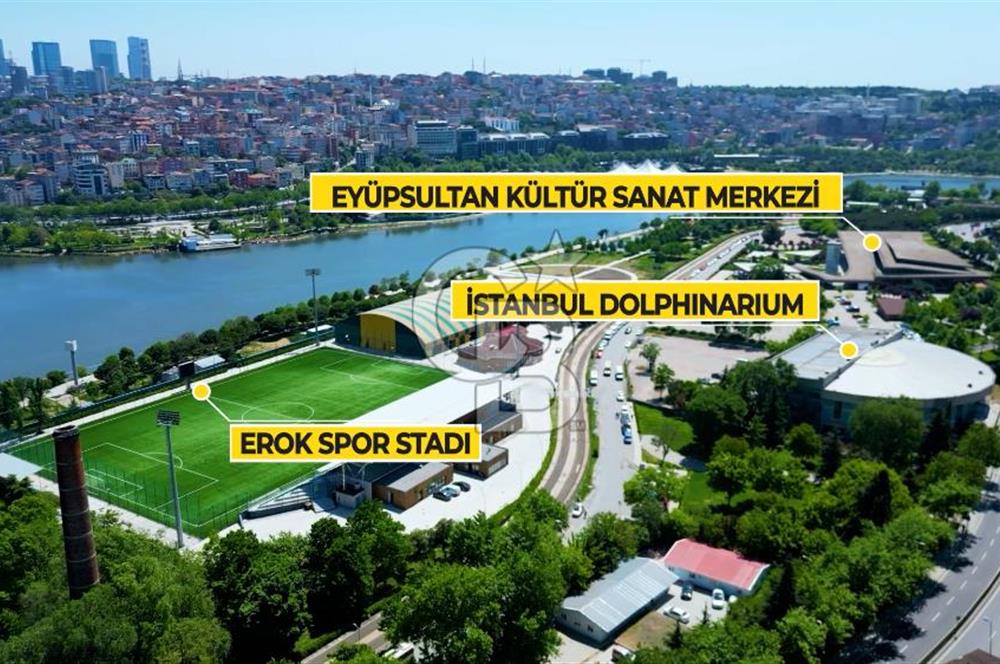 Silahtarağa'da Tek Tapu,Ayrı Girişli 2+1 Daire - Dükkan |Satılık