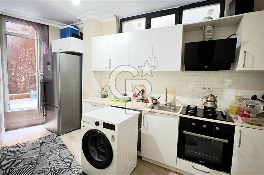 Silahtarağa'da Tek Tapu,Ayrı Girişli 2+1 Daire - Dükkan |Satılık