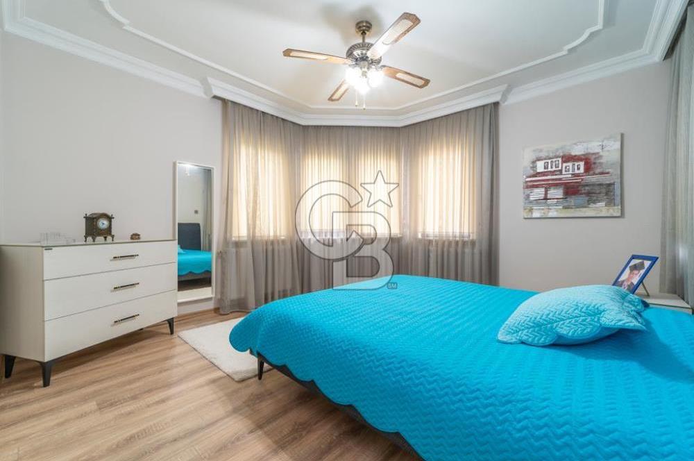 ALTINŞEHİR'DE 4+1 TAMAMI YENİLENMİŞ LÜKS VİLLA