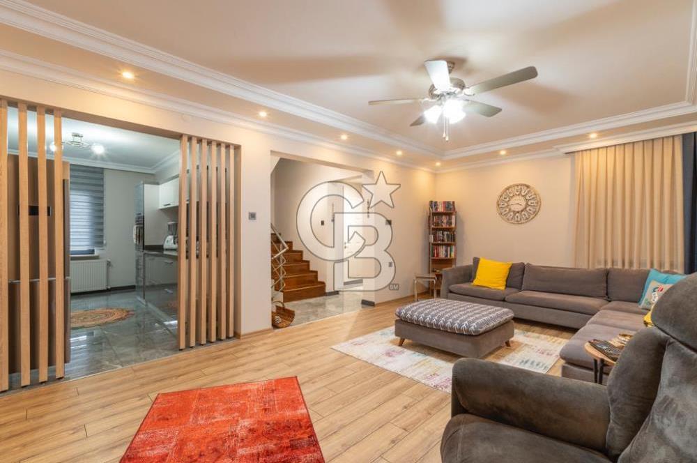 ALTINŞEHİR'DE 4+1 TAMAMI YENİLENMİŞ LÜKS VİLLA