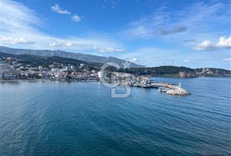 Karaburun Mordoğan Merkez'de Denize Sıfır 2+1 Daire - 10 - 327676