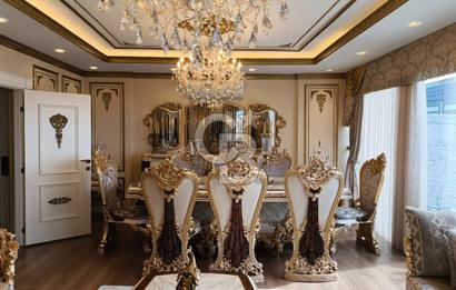 SAHİL MAHALLESİ DENİZ MANZARALI 7+2 500M2 SATILIK VİLLA