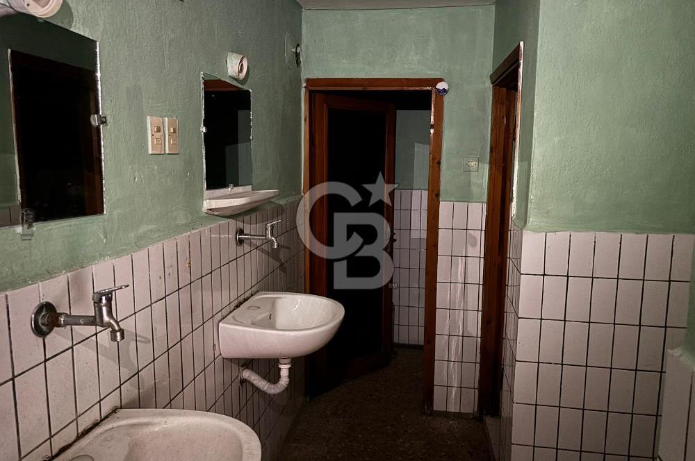 ÇANAKKALE LAPSEKİDE BOĞAZ MANZARALI KİRALIK İŞYERİ