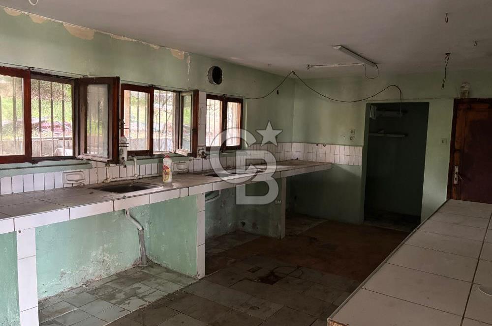 ÇANAKKALE LAPSEKİDE BOĞAZ MANZARALI KİRALIK İŞYERİ