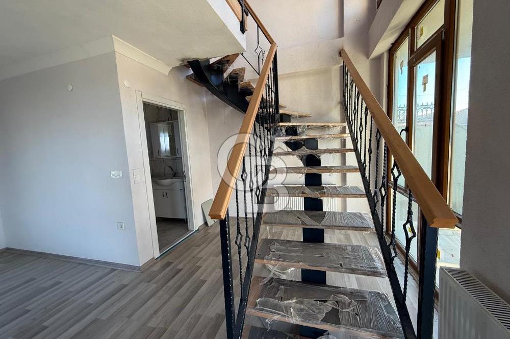 BURHANİYE DUTLUCA SATILIK VİLLA